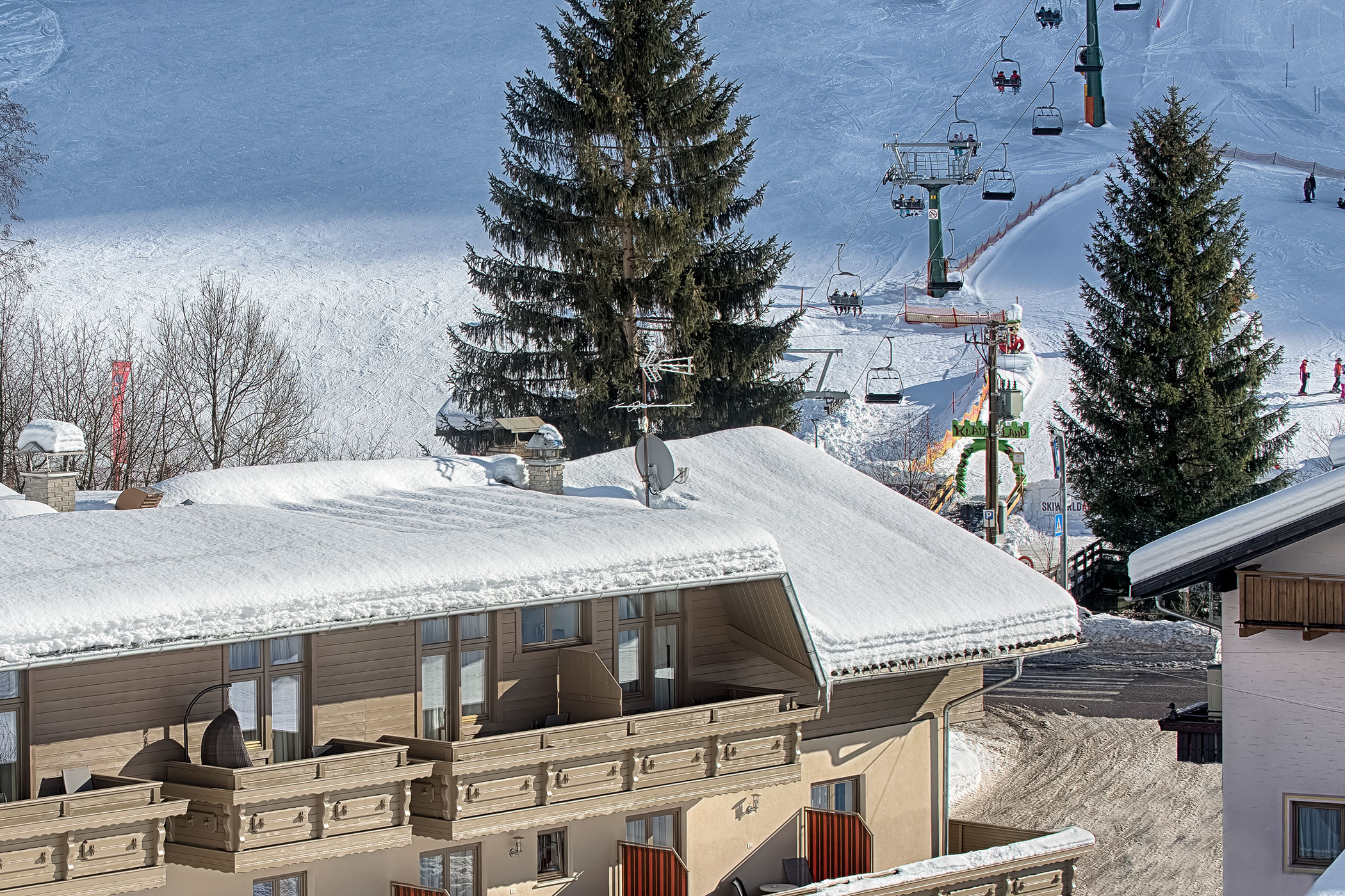 Ski slope in front of the hotel